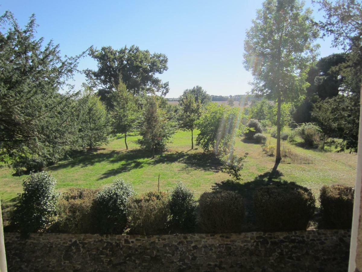 Le Manoir "Aux Douves" Bazoges-en-Paillers Exterior foto