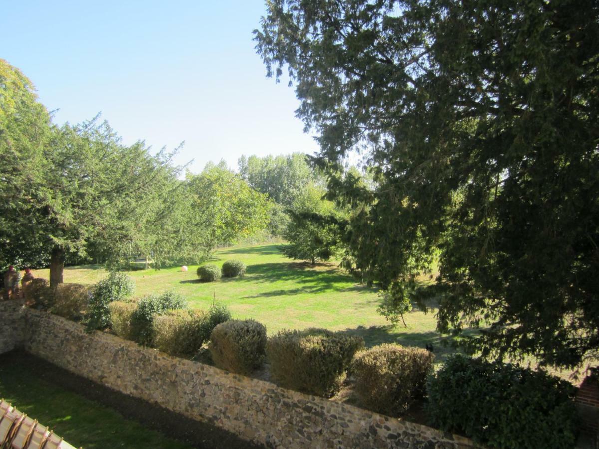Le Manoir "Aux Douves" Bazoges-en-Paillers Exterior foto